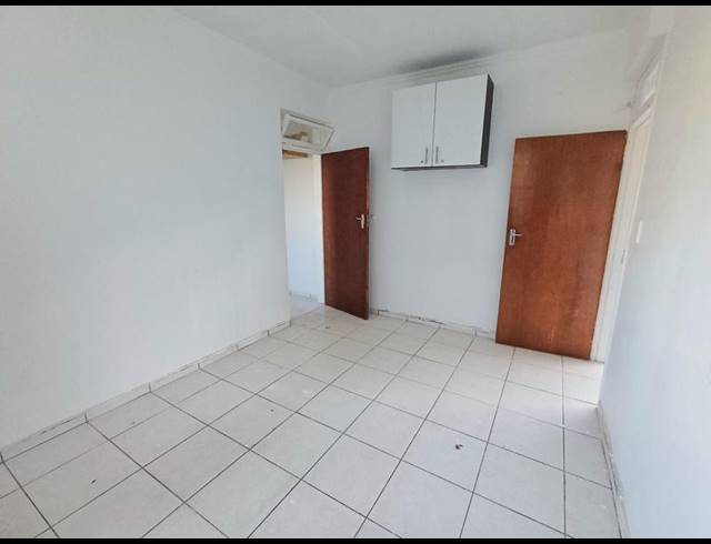 2 BEDROOM PROPERTY TO RENT IN LAUDIUM
